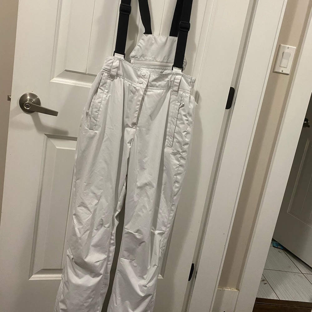 Waterproof pants with braces
